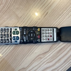 SHARP AQUOS 32型テレビ2011年製の画像