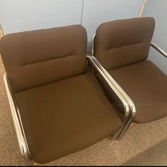 打ち合わせ用テーブル 椅子4脚セットの画像