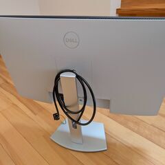 Dell S2721DS 27インチ モニターの画像
