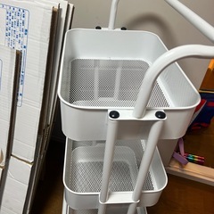 スチールラック　収納の画像