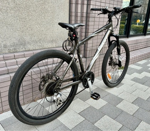 自転車　ジャイアンツ　GIANT. STRATAマウンテンバイク　サイズ　18 24段東京　自転車  京王線　仙川駅　中央線　　吉祥寺