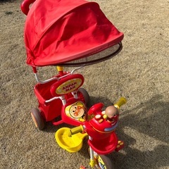 アンパンマン三輪車の画像
