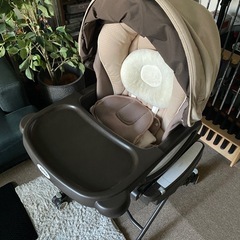 アップリカ　電動ハイローチェア　ユラリズムオートの画像