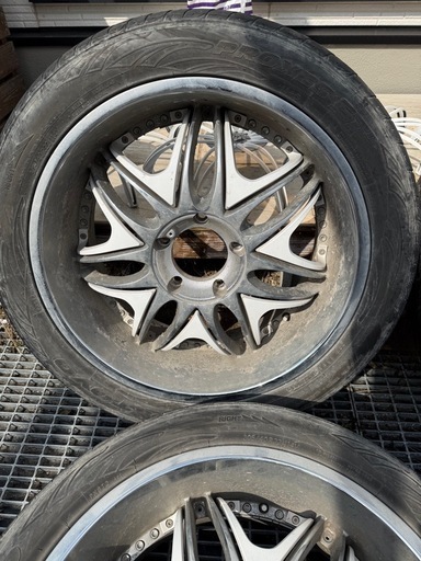 ランクル100ホイール 22インチ　305/40r22