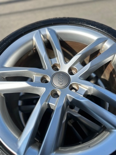 アウディA4アバントquattro S Line 純正アルミホイールタイヤセット