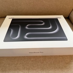 【新品未開封】MacBook Pro16㌅M5 Max 48G/2TBシルバーの画像