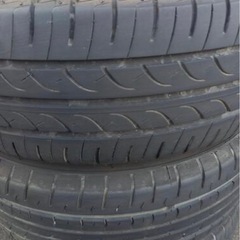 タイヤ4本　ホイール付き　　　シャトルの画像