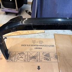 200系ハイエース　モデリスタフロントリップ　5型スーパーGL ダークプライムより取り外しの画像