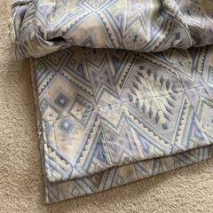 断捨離中　カーテン　横110✖️縦126   2枚組の画像