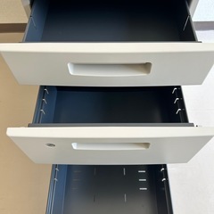 【美品】3段デスクワゴンの画像