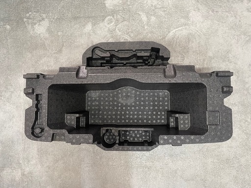 ダイハツ MOVE  LA150S スペアタイヤ未装着車用キット