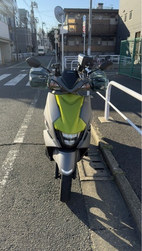 バイク Suzuki AVENIS125cc !!