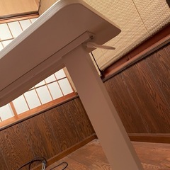  「介護用 昇降テーブル ベッドサイドテーブル キャスター付き　高さ調整」の画像