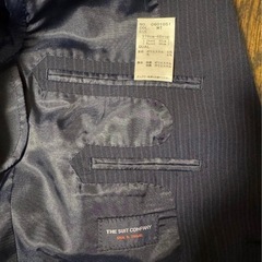 メンズスーツの画像