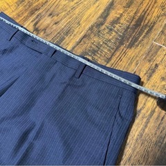 メンズスーツの画像