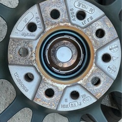 ホイールタイヤの画像