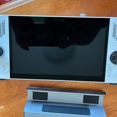 ROG Ally RC71L　　ポータブルゲーミングPCの画像