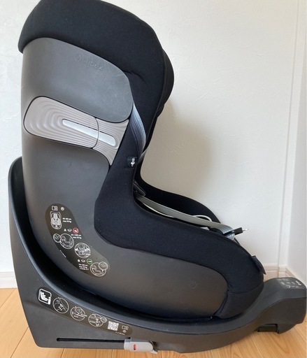 cybex  サイベックス  シローナ SX2 i-Size ディープブラック