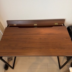 LOWYA  デスク　の画像