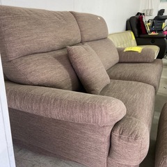 【ドリーム池田店】◎ジモティー割対象品◎2Pソファ・オットマン付き BRN 47300の画像