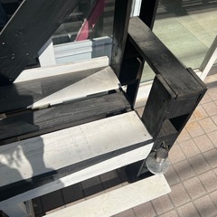 手作りベンチの画像