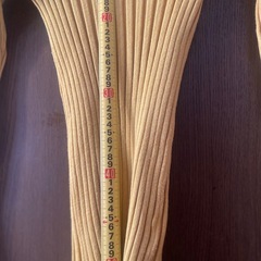 fifth イエローニット長袖Vネックの画像