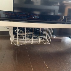 ホワイトシンプルテレビ台の画像