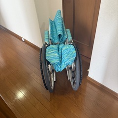 車椅子の画像