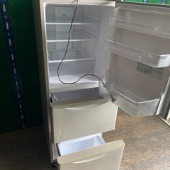 日立ノンフロン　2018年製　冷蔵庫の画像
