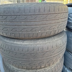 タイヤホイールの画像