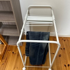 差し上げます　ズボンハンガーラック　押入れ収納の画像