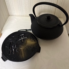鉄瓶　鉄急須　土台付き 未使用品  の画像