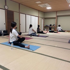 【4/10(金)】【4/24(金)】アロマヨガの画像