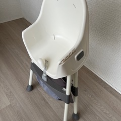 ハイチェアの画像