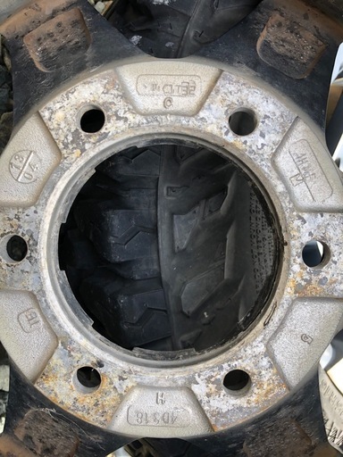 16インチ　PCD139.7 6穴　オフセット ジオランダーＭＴ　245/75R16