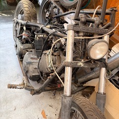 ドラッグスター400  4TR不動　ジャンク
書類ありの画像