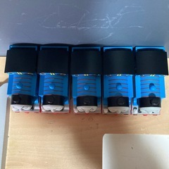 ガチャガチャ　きかんしゃトーマス 変顔マスコットフィギュア6体の画像