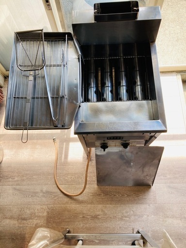 フライヤー  1斗缶用 16.5キロ  油使用
タイプ