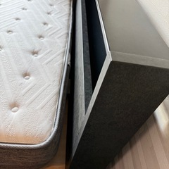 ベッド マットレス付き 収納 ライト コンセント付き 直接引取限定の画像
