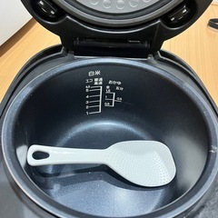 炊飯器の画像