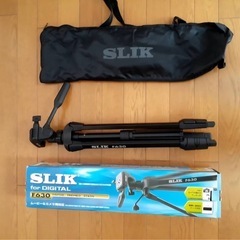 SLIK F630 三脚 収納ケース付きの画像
