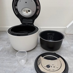 【保証書有】Panasonic圧力IHジャー炊飯器 SR-R10Bの画像