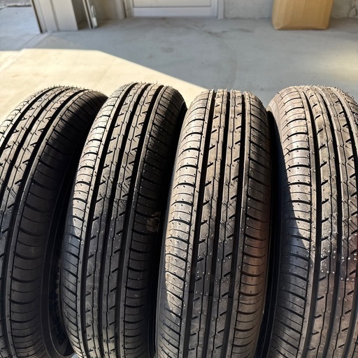145/80R13 国産タイヤ新品4本セットヨコハマEs32