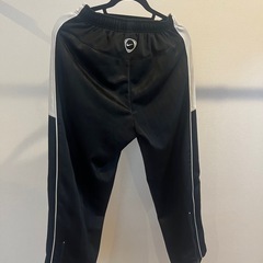 ナイキ トラックパンツ Mサイズの画像