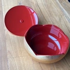 梅菓子器　金沢箔　金銀箔工芸作田　新品未使用　箱付きの画像