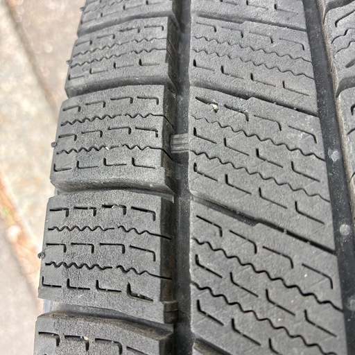 バリ溝！！！BLIZZAK WZ-1 205/60R16 