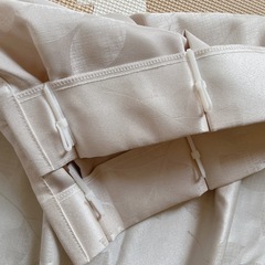 葉の模カーテン遮光遮光カーテン防音カーテン冷気断熱おしゃれカーテンベージュの画像