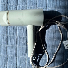 ヘアドライヤーの画像