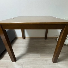【正方形】木製ダイニングテーブル・デスク | 80×80| 練馬区平和台引取限定の画像