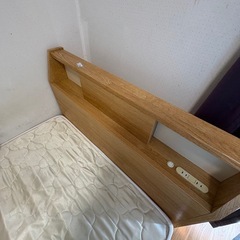 引き出し付シングルベッドの画像